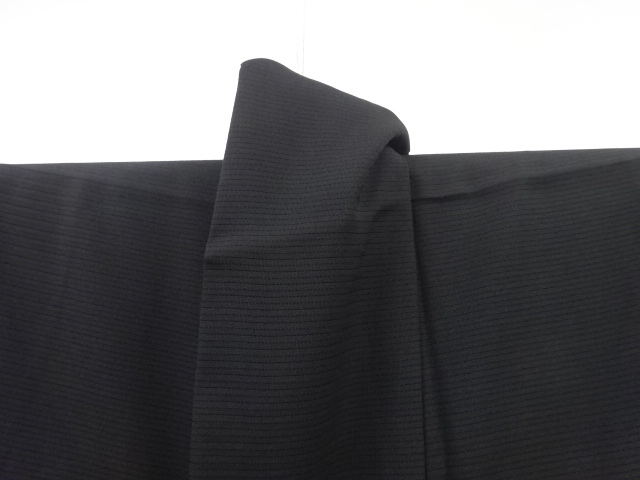  未使用品　仕立て上がり　絽霞に菊・萩模様留袖